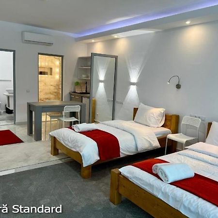 Casa Eden - Apartamente Langa Lac Colibiţa エクステリア 写真